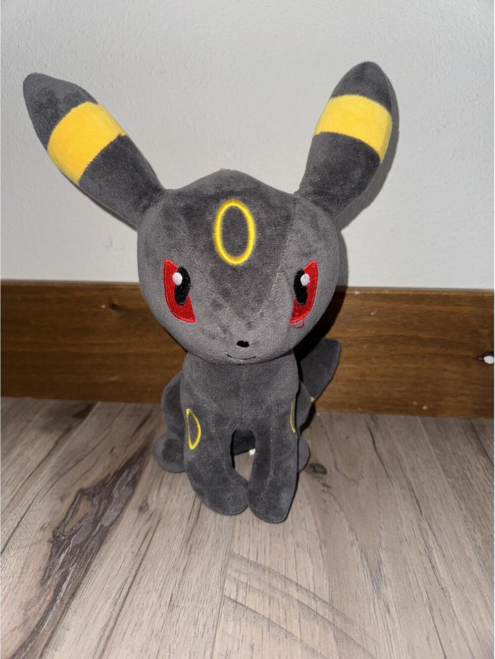 Pokemon Umbreon Plush 9" Stuffy Pikachu Black Red Eyes Anime Video Game